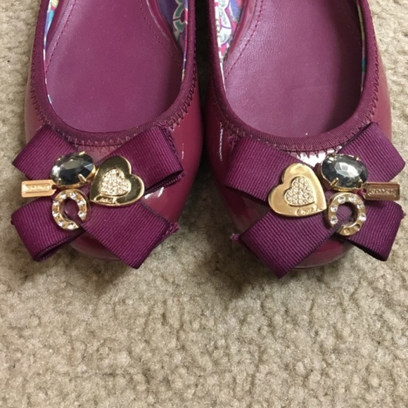 Coach Flats - Picture 3 of 4